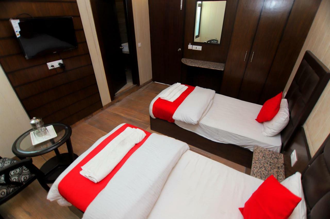 Hotel Sk International Rishikesh Bagian luar foto