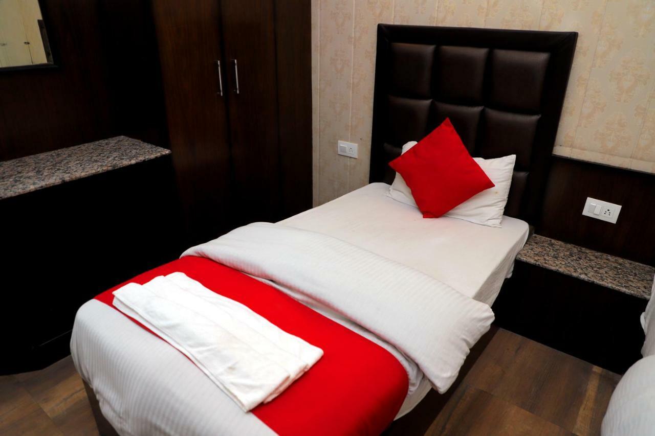 Hotel Sk International Rishikesh Bagian luar foto