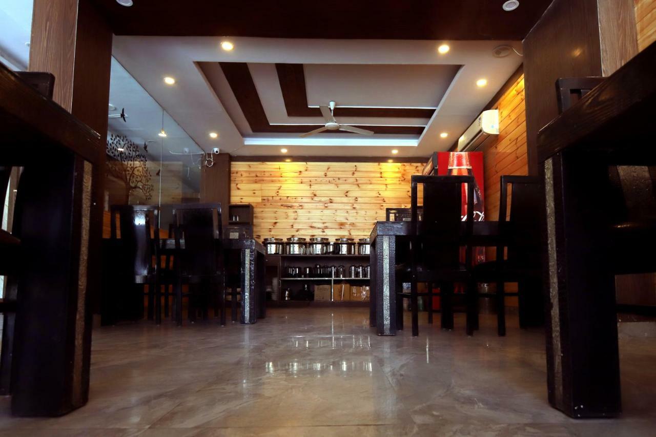 Hotel Sk International Rishikesh Bagian luar foto