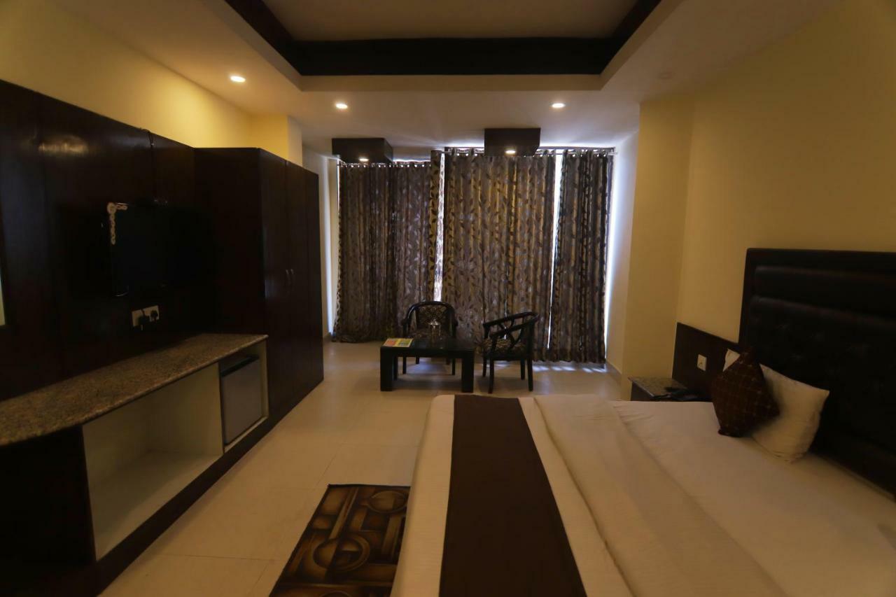 Hotel Sk International Rishikesh Bagian luar foto