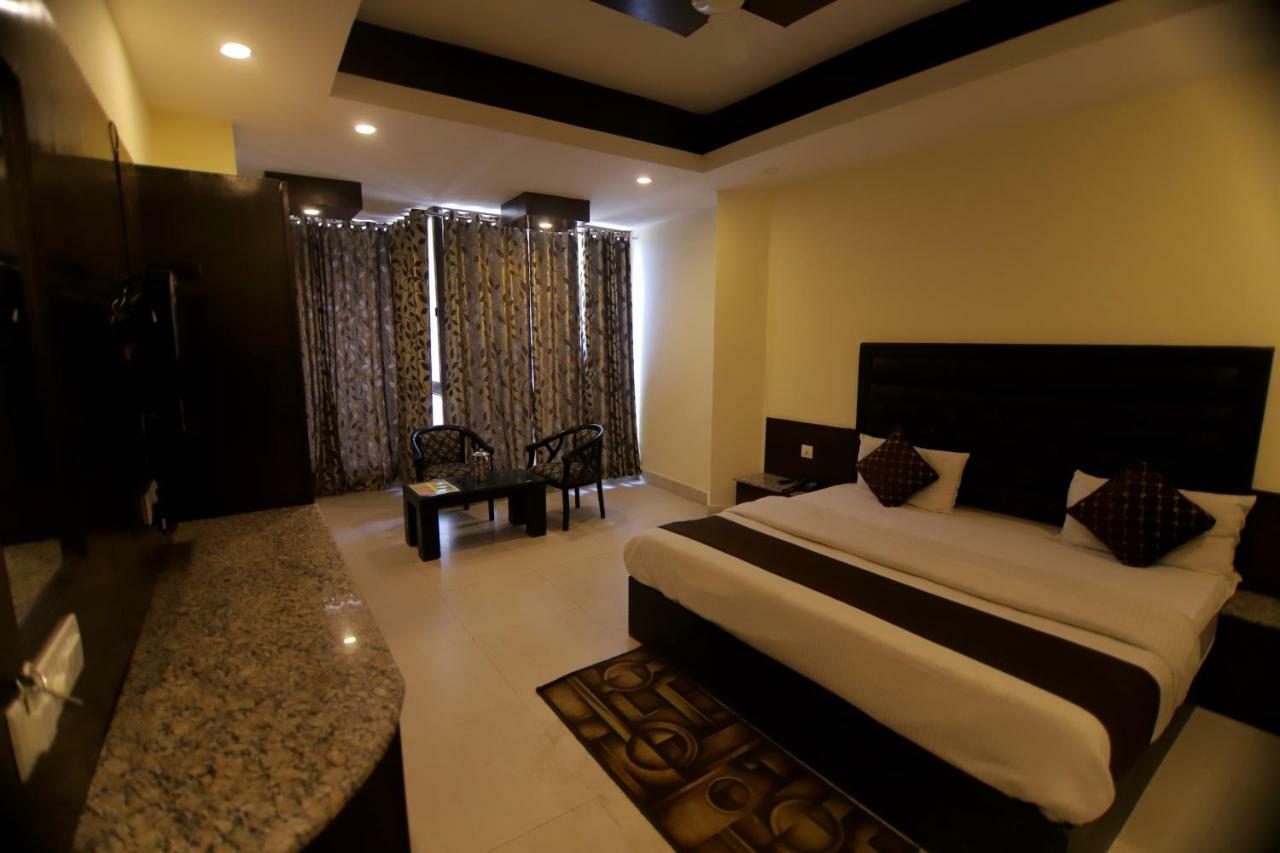 Hotel Sk International Rishikesh Bagian luar foto